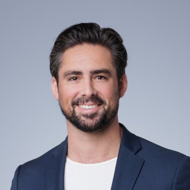Bradley Hess headshot